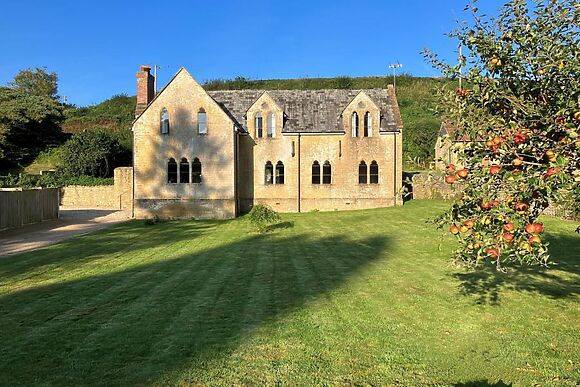 The Old School House Powerstock
