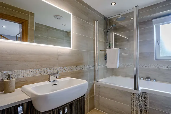 Loch Carlingwark Lodge 2