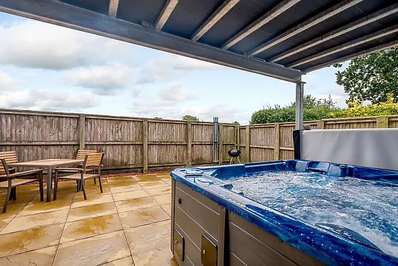 Loch Carlingwark Lodge 2