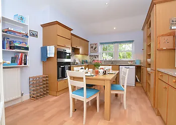 Everything you need to prepare meals in the well-equipped kitchen