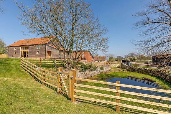 The Wheatsheaf Barn Park Farm