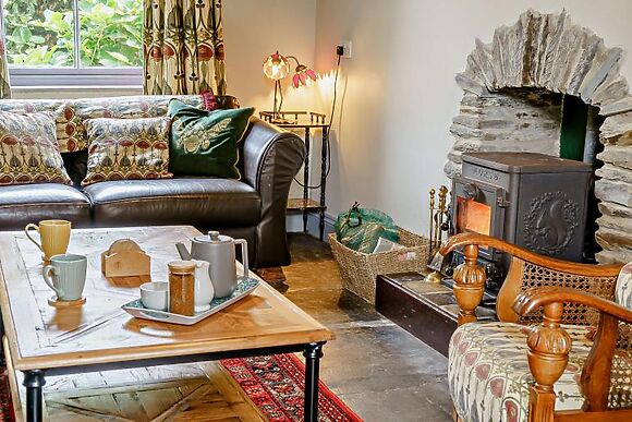 Jasmine Cottage - Wellstone