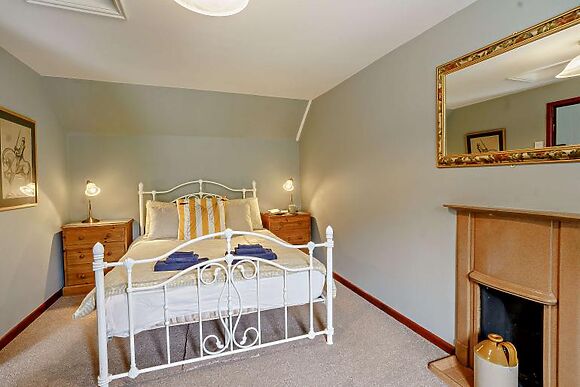 Jasmine Cottage - Wellstone