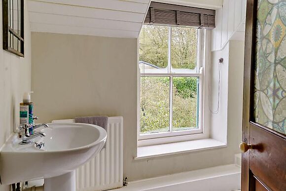 Jasmine Cottage - Wellstone