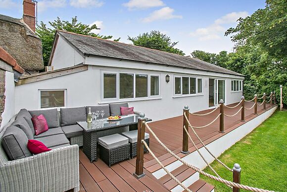 Orchard Thatched Cottage Stoke