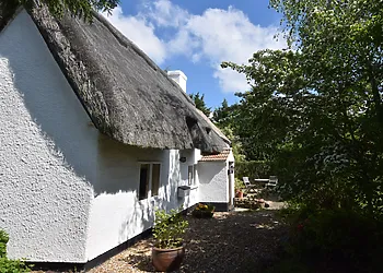 A charming thatched cottage in the Heart of England