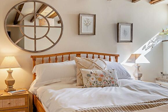 Purple Orchid Cottage