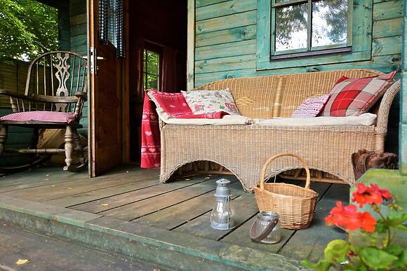 Frontier Cabin