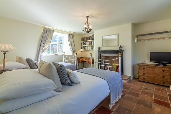 Ivy Cottage Ingoldisthorpe