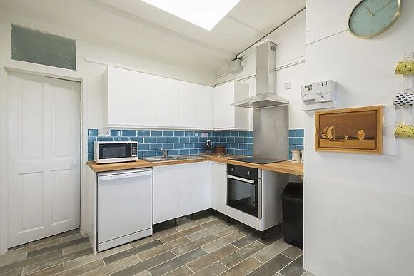 Lighthouse View Lodge