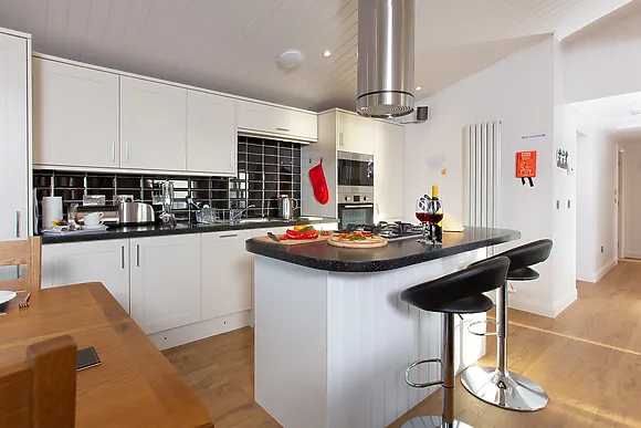 Rascarrel Bay Platinum 1