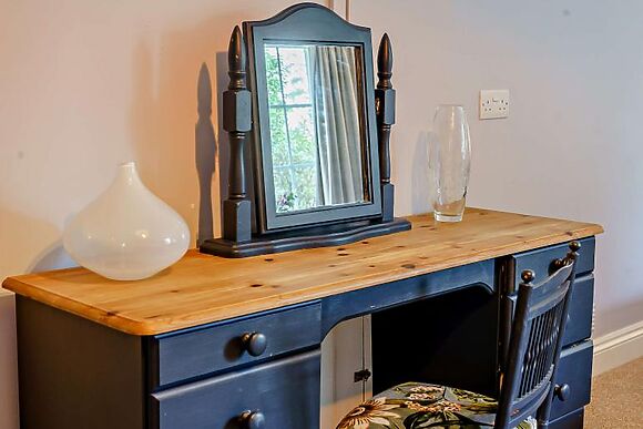 Ivy Cottage - Wellstone