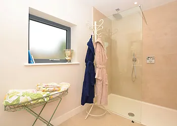 A rainfall shower to enjoy