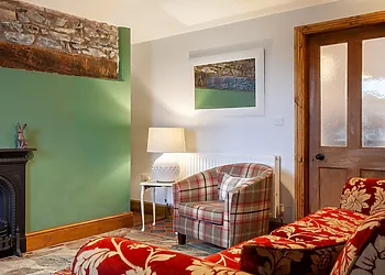 Stunning characterful features