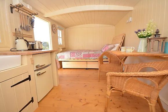 Beacons Hot Tub Retreat