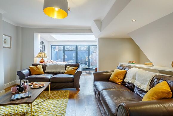 Conference Townhouse