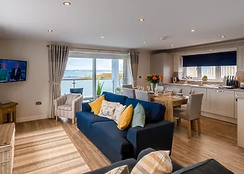 Open-plan lounge kitchen diner