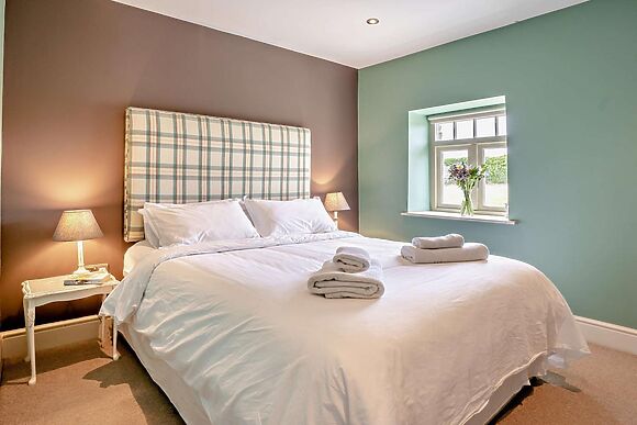 St Davids Long House