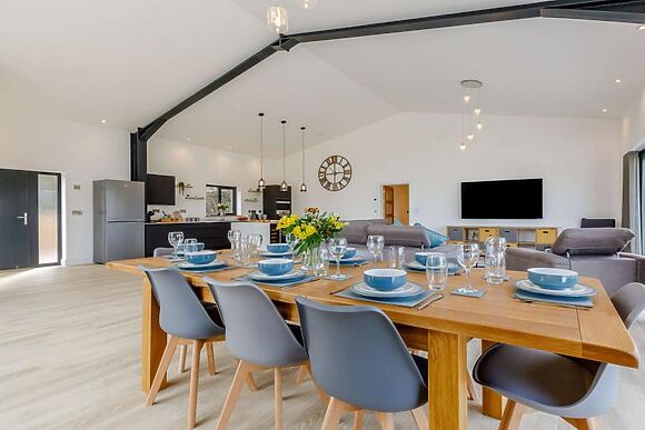 Broadsands Barn