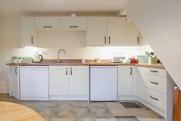 Blue Lins River Cottage