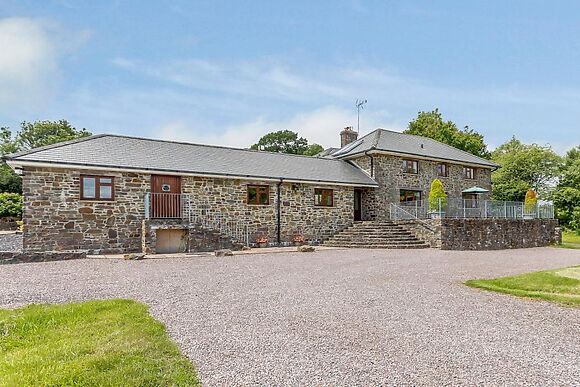 Gracious Ford Farm