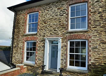 Imposing property 100 yards from the waters edge