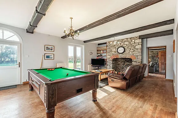 Lower Nash Farmhouse