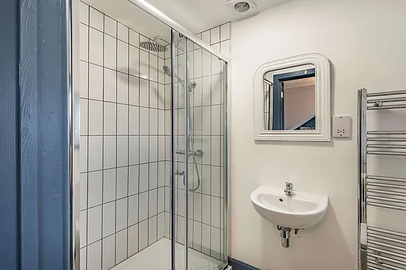 Lower Nash Farmhouse