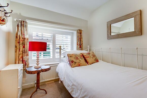 Carpenters Cottage Holt