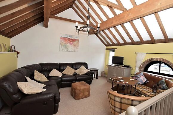 White Lion Coach House