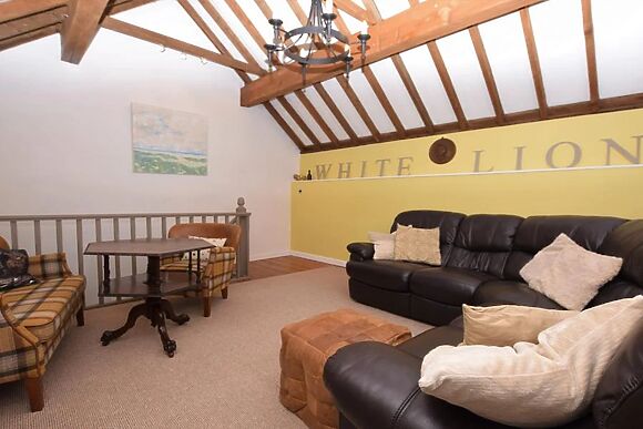 White Lion Coach House