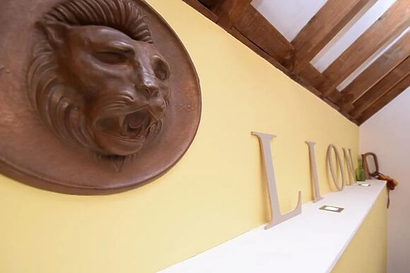 White Lion Coach House