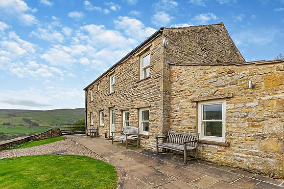 Laykin Cottage