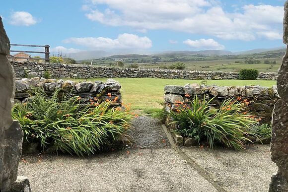 Ty Cerrig Cottage