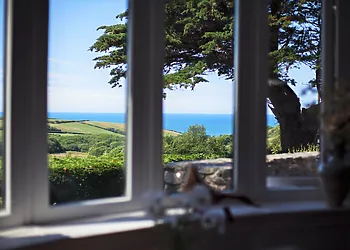 Wonderful sea views from the lounge