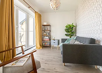 Snug with doors leading to small balcony