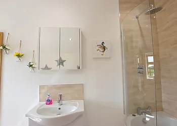 Tastefully decorated bathroom