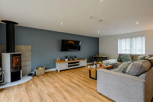 Dragonfly Wild Meadow Cottages