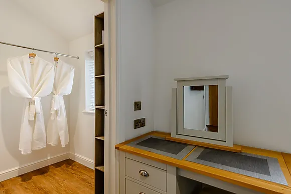 Dragonfly Wild Meadow Cottages