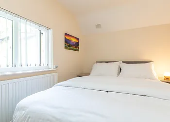 King size bed for a good nights sleep 