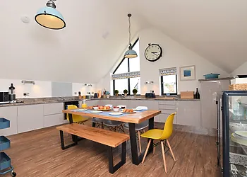 Airy kitchen/diner for family meals