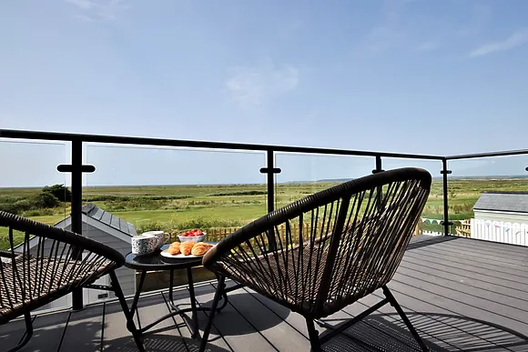 Sandy Toes Westward Ho