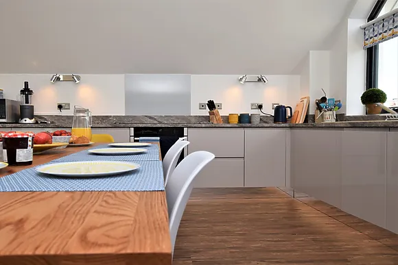 Sandy Toes Westward Ho