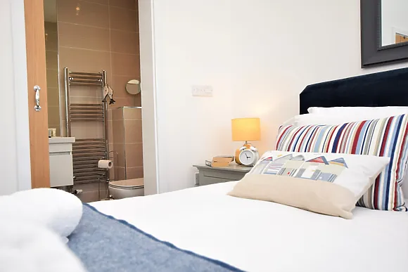 Sandy Toes Westward Ho