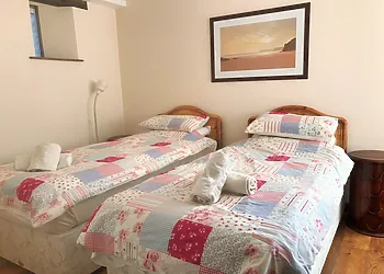 Ground floor twin bedroom