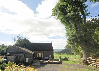 View towards the property surrounded by open countryside
