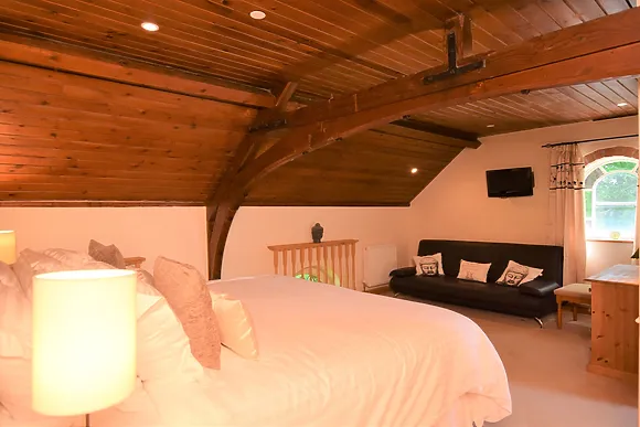 The Olde Chapel School House