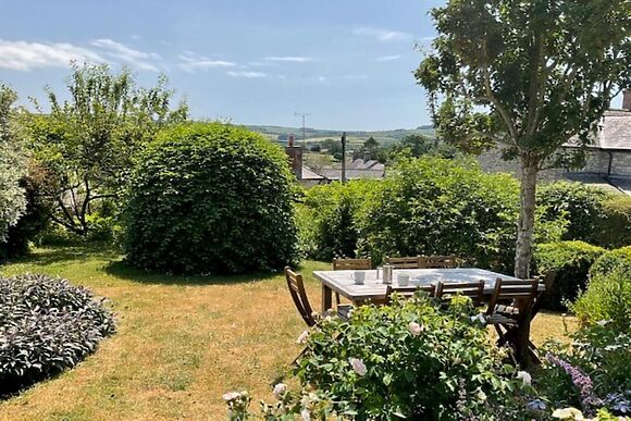 Bredy View Cottage