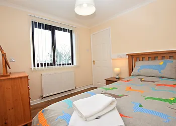 Ground floor single bedroom