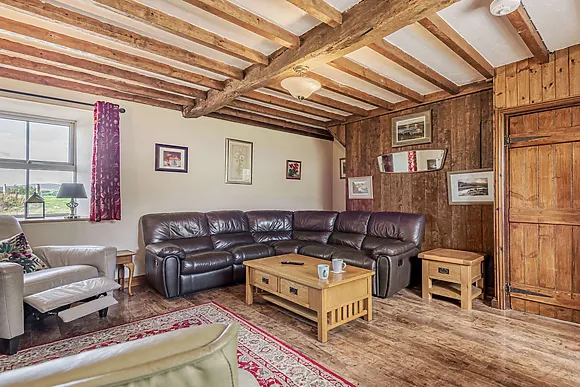 The Watering Hole Gwernfeistrol